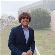 Laureato in Informatica, ex studente di liceo scientifico. Offro ripetizioni di matematica online o a Bussolengo e dintorni.